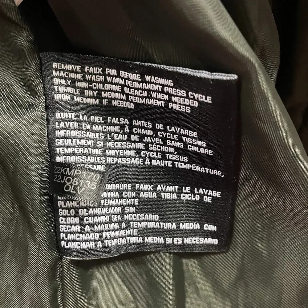 GUESS Puffer Coat Dark Green Women’s Medium Long Hooded Faux Fur Winter NWOT